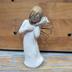 Willow Tree "Thinking of You" angel figurine